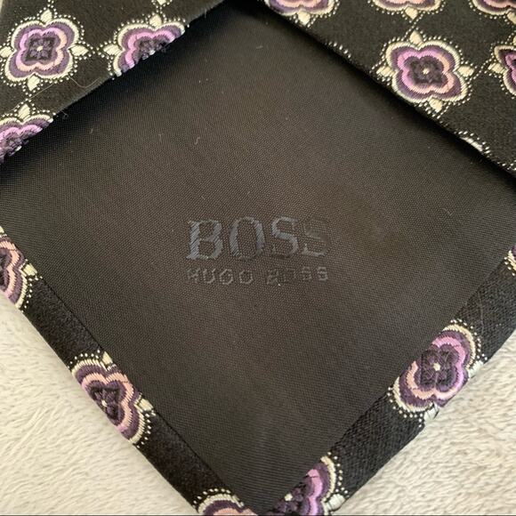 Hugo Boss Black Purple Flower Medallion Silk Tie - Picture 6 of 7